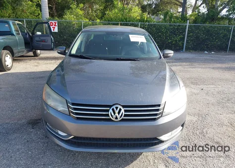 2015 Volkswagen Passat 1.8T Limited Edition from USA, damaged, VIN 1VWAT7A31FC083553